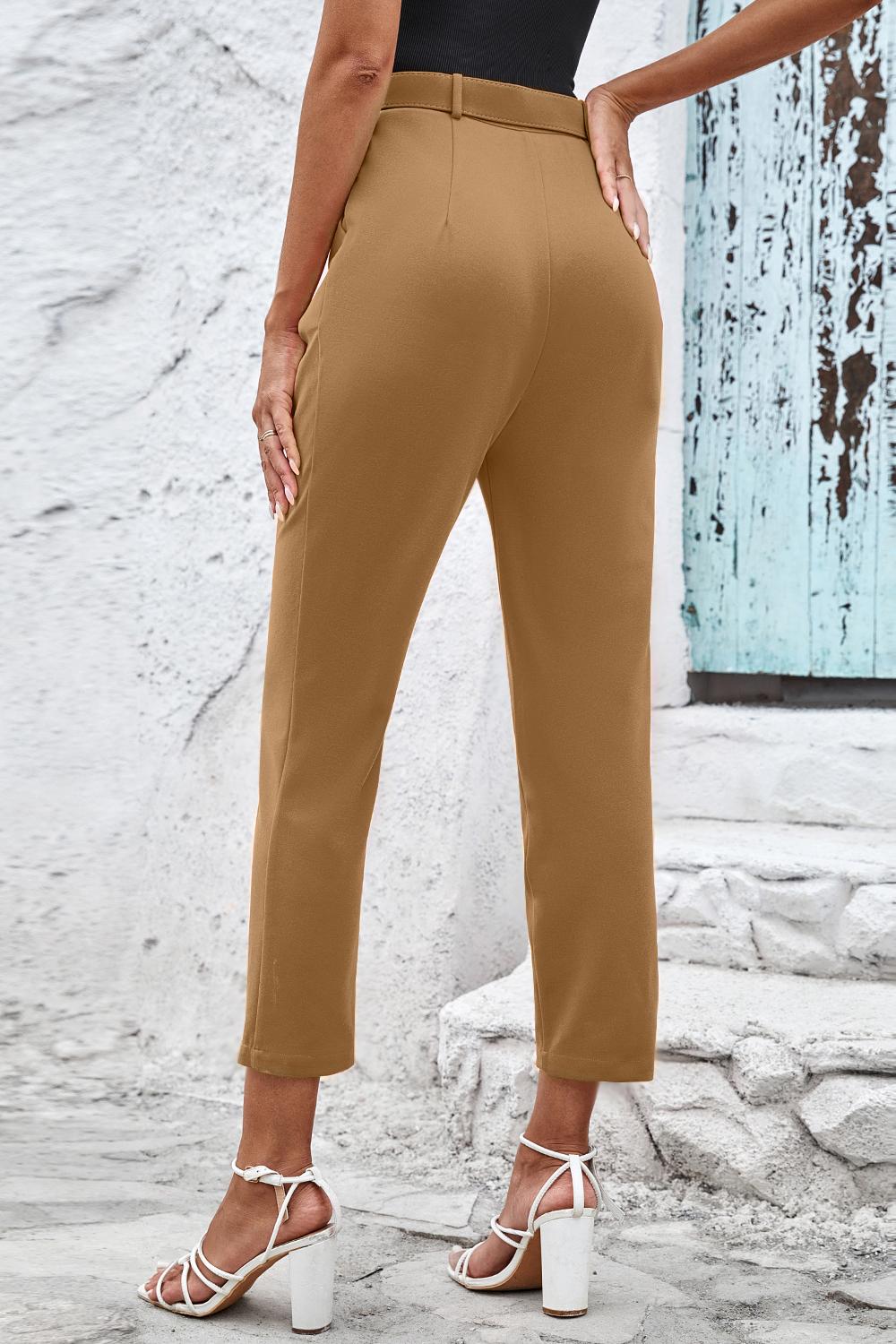 Pantalones cortos de pierna recta con bolsillos