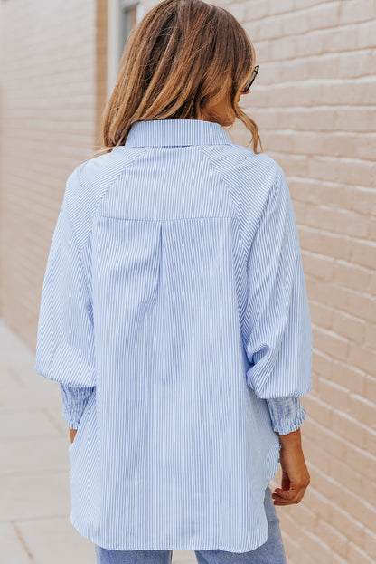 Camisa con cuello y mangas farol a rayas