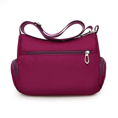 Women's Large Capacity Waterproof Shoulder Bag - The Perfect Accessory for Any Outfit!