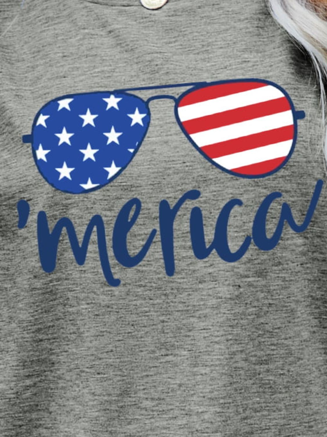 T-shirt graphique lunettes drapeau américain