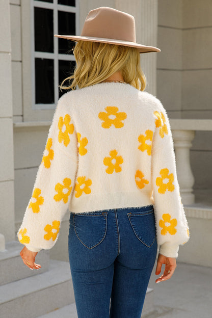 Cardigan pelucheux fleuri ouvert sur le devant