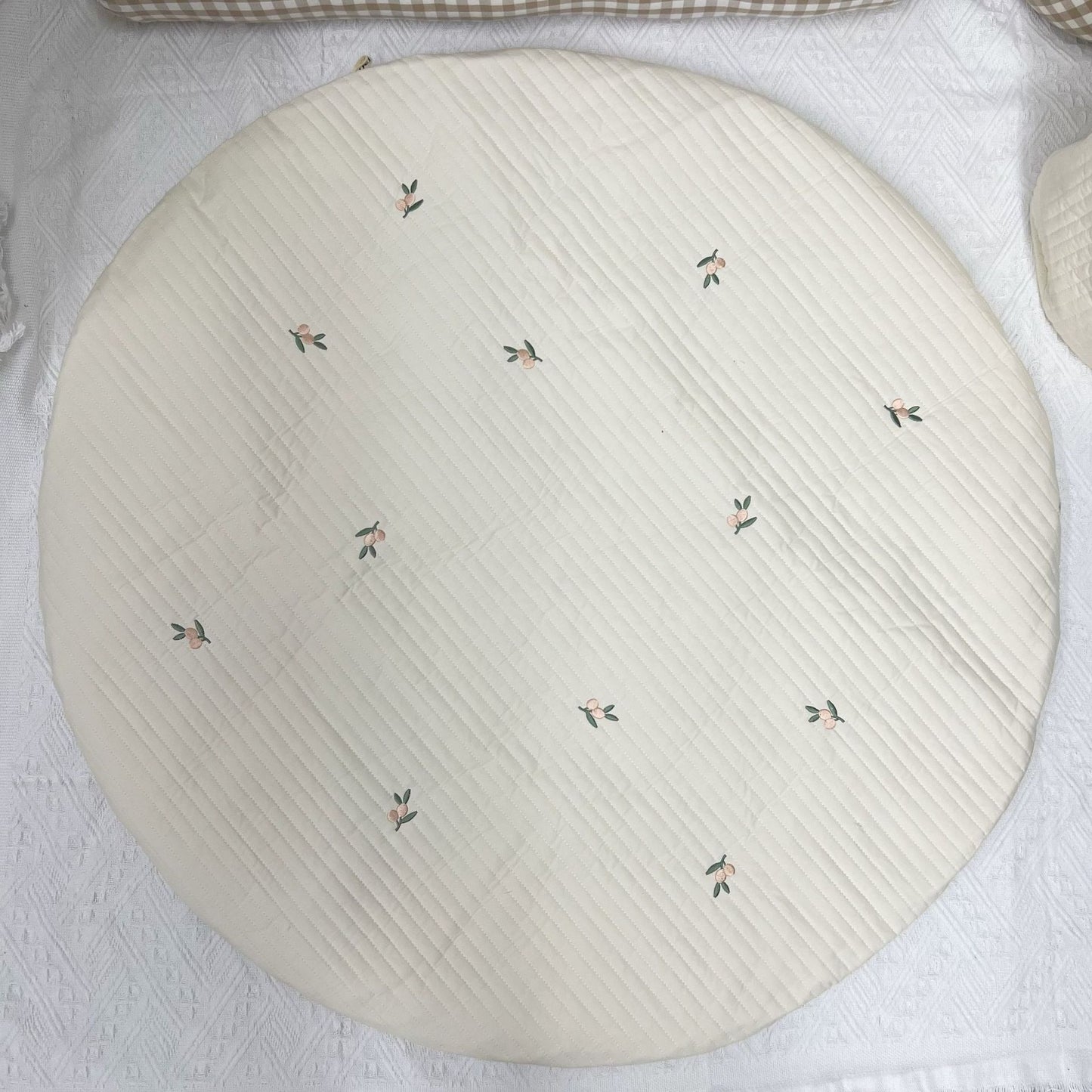 Adorable Rabbit Embroidered Baby Cushion Bedspread Blanket - Perfect for Your Little One!