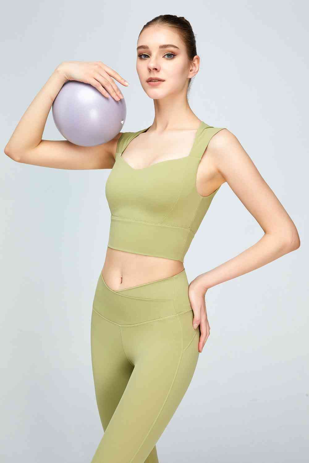 Sweat Absorbing Sleeveless Sports Bra