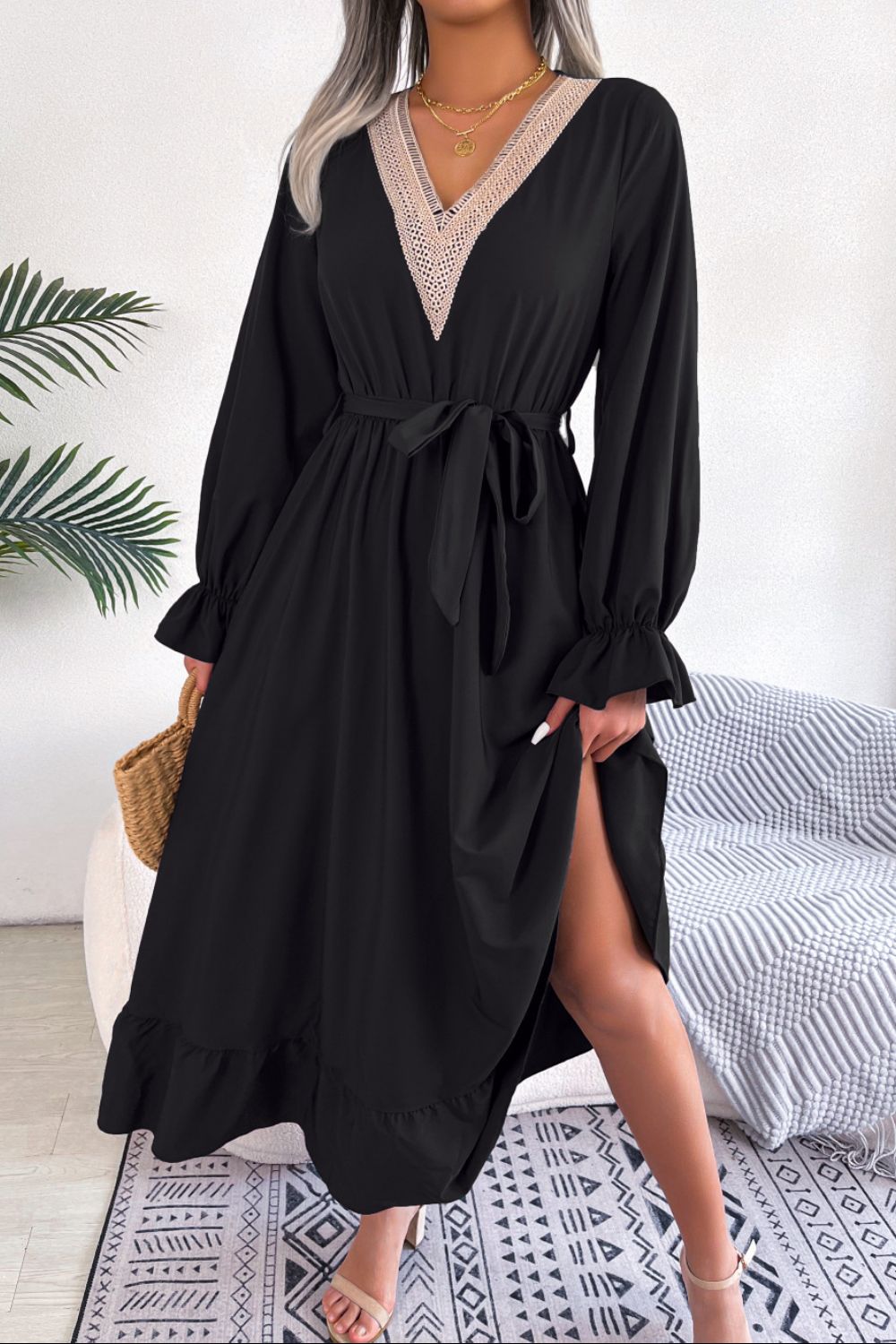 Contrast Belted Flounce Sleeve Dress