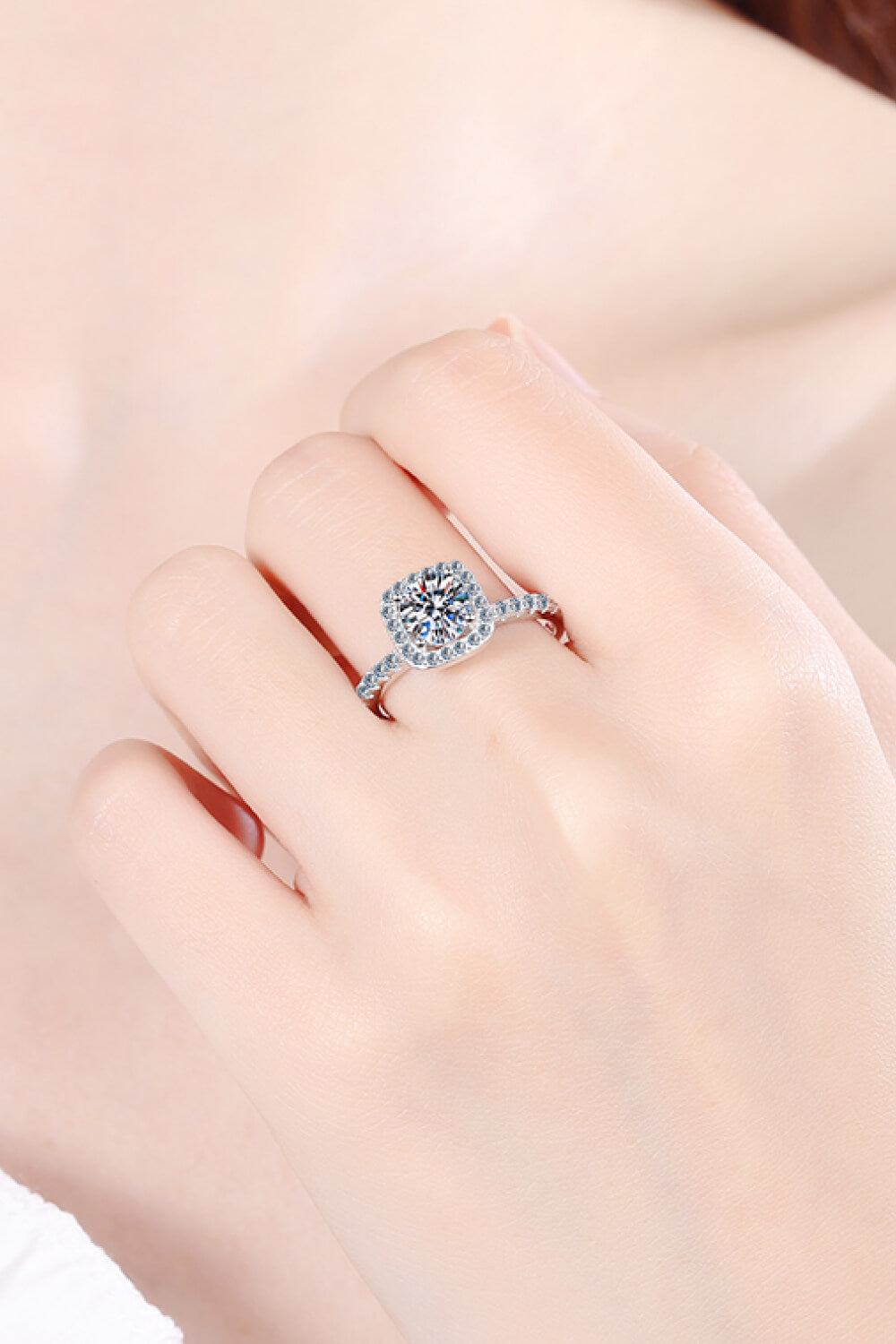 Bague Moissanite Carrée