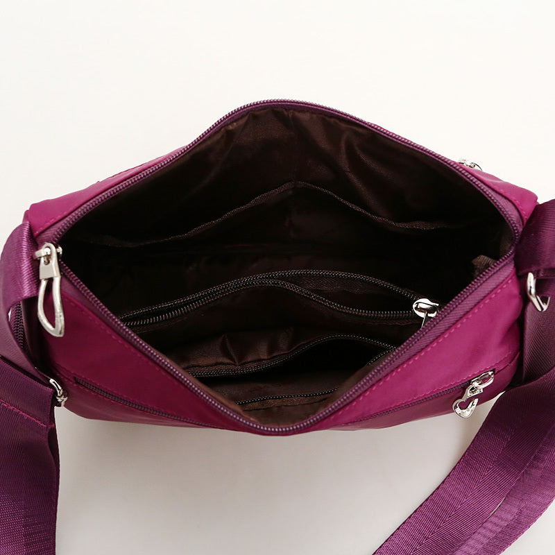 Women's Large Capacity Waterproof Shoulder Bag - The Perfect Accessory for Any Outfit!