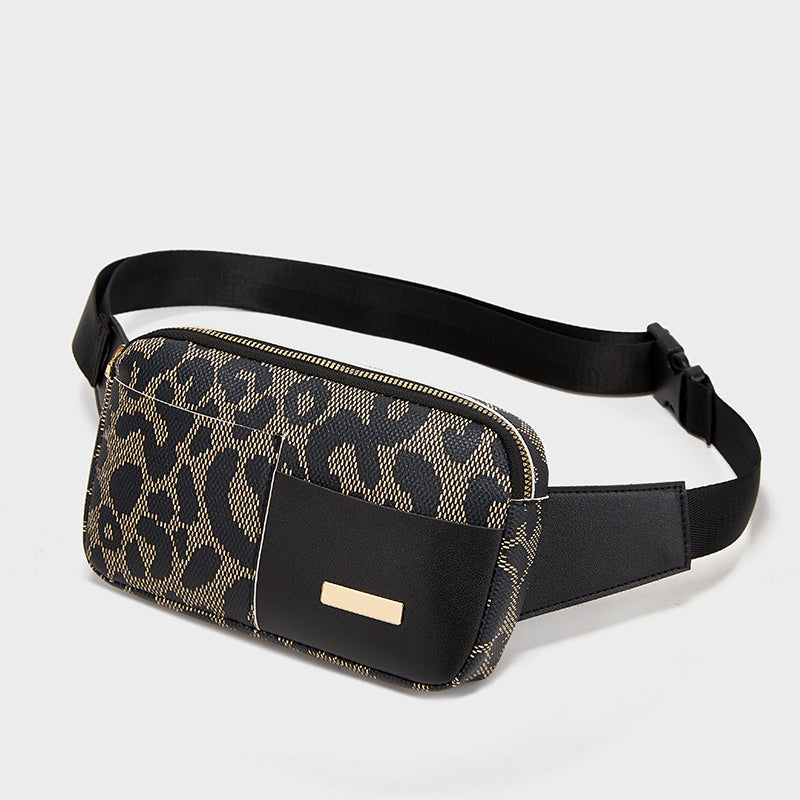 Stylish Leopard Pattern Chest Bag - Perfect for Outdoor Sports & Phone Carrying!