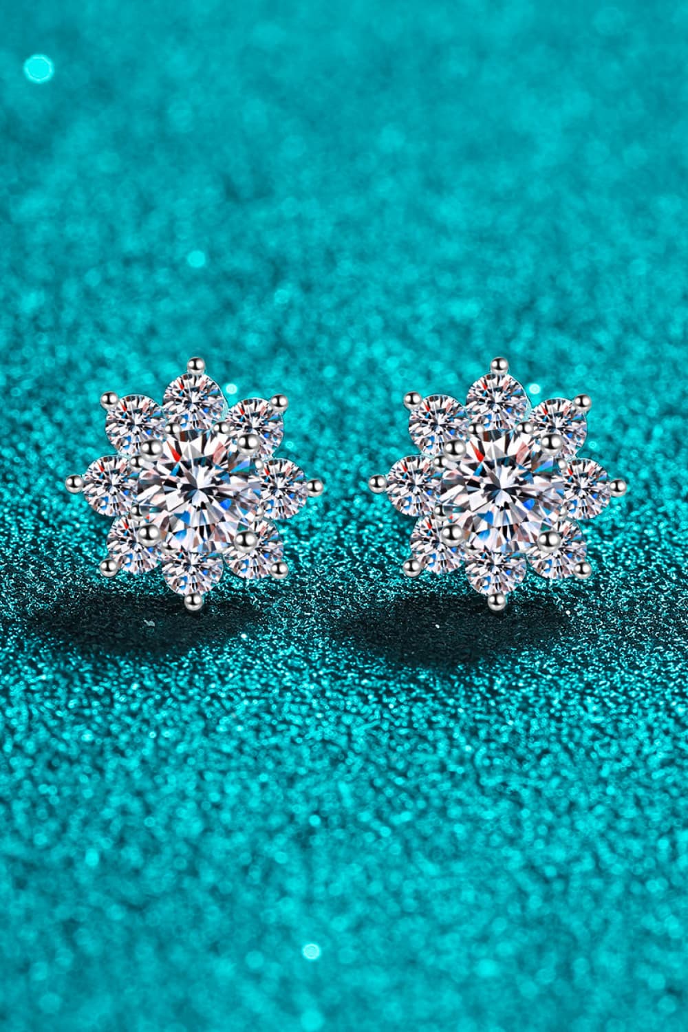 Boucles d'oreilles fleur en argent sterling 925 moissanite 1 carat