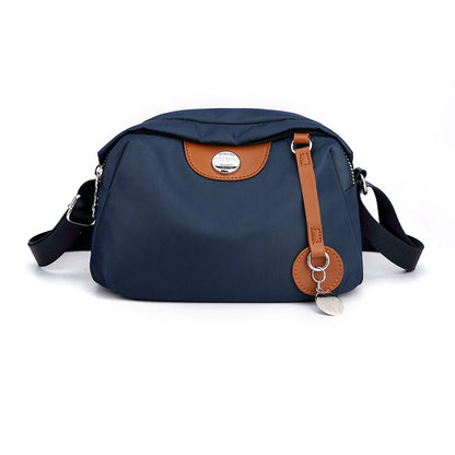 Sac à bandoulière en nylon pour femme – Léger, élégant et compact ! 