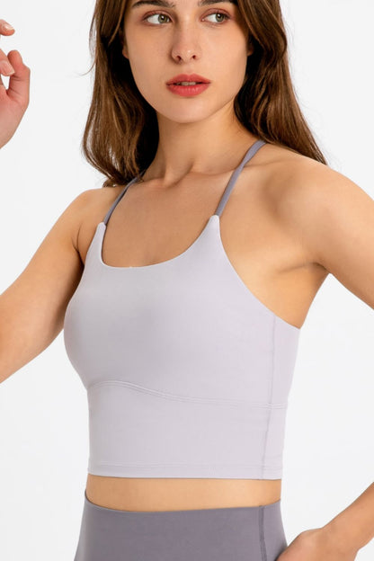 Cami deportivo con espalda cruzada y cuello redondo