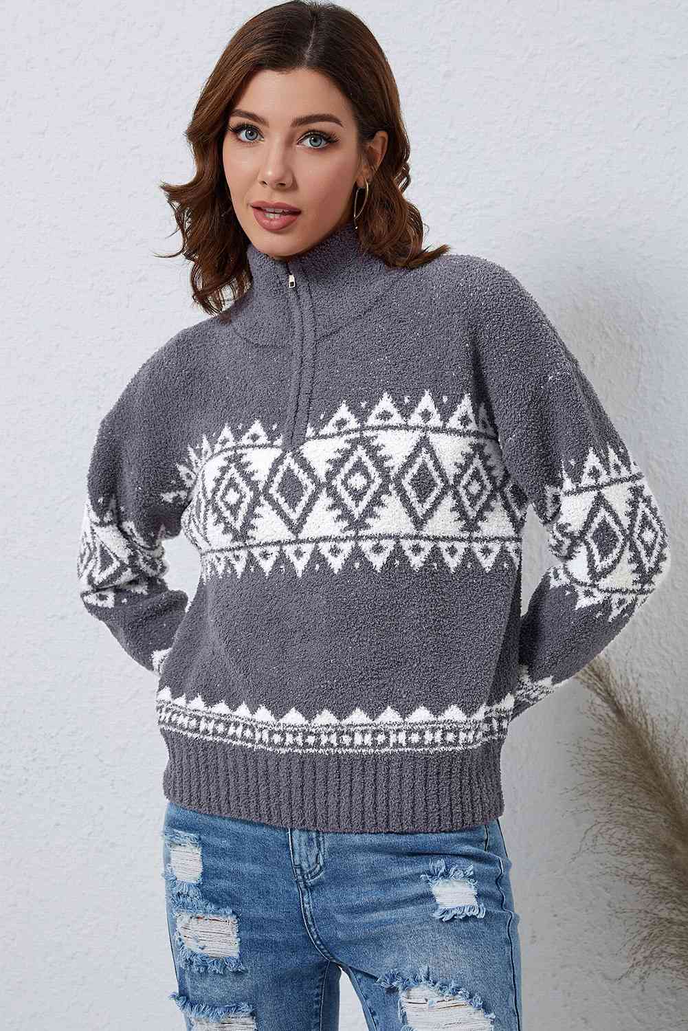 Pull zippé à motif géométrique