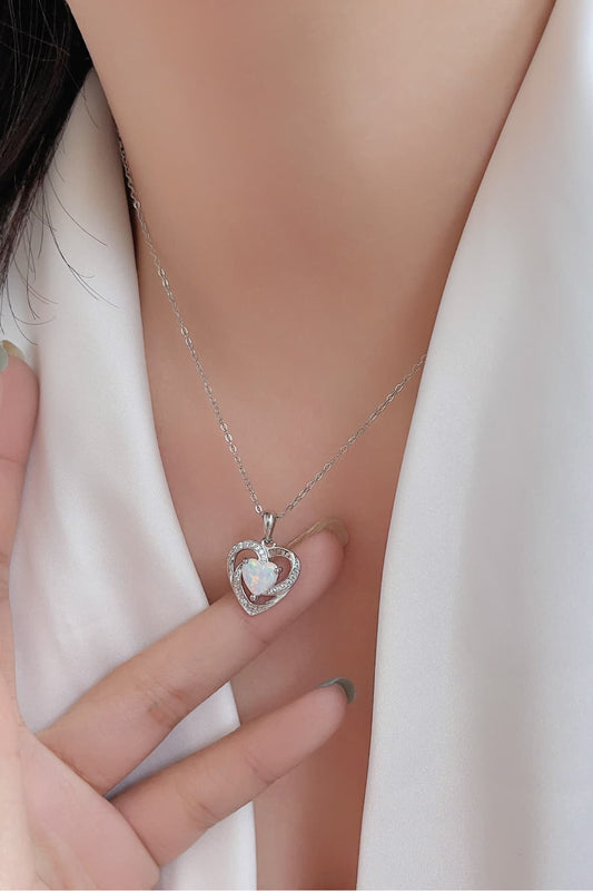 Collier pendentif coeur opale