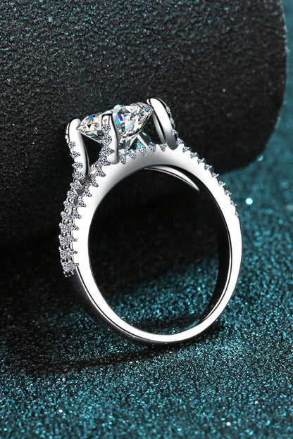 Bague élégante en argent sterling moissanite