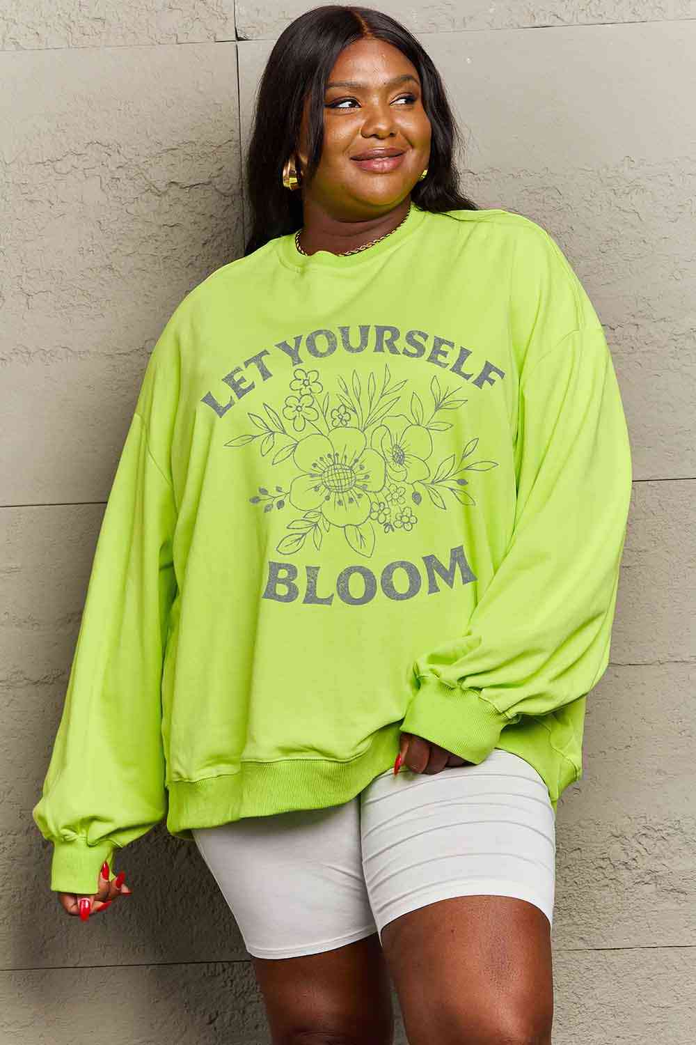 Simply Love Simply Love Taille réelle LAISSEZ-VOUS BLOOM Sweat-shirt graphique