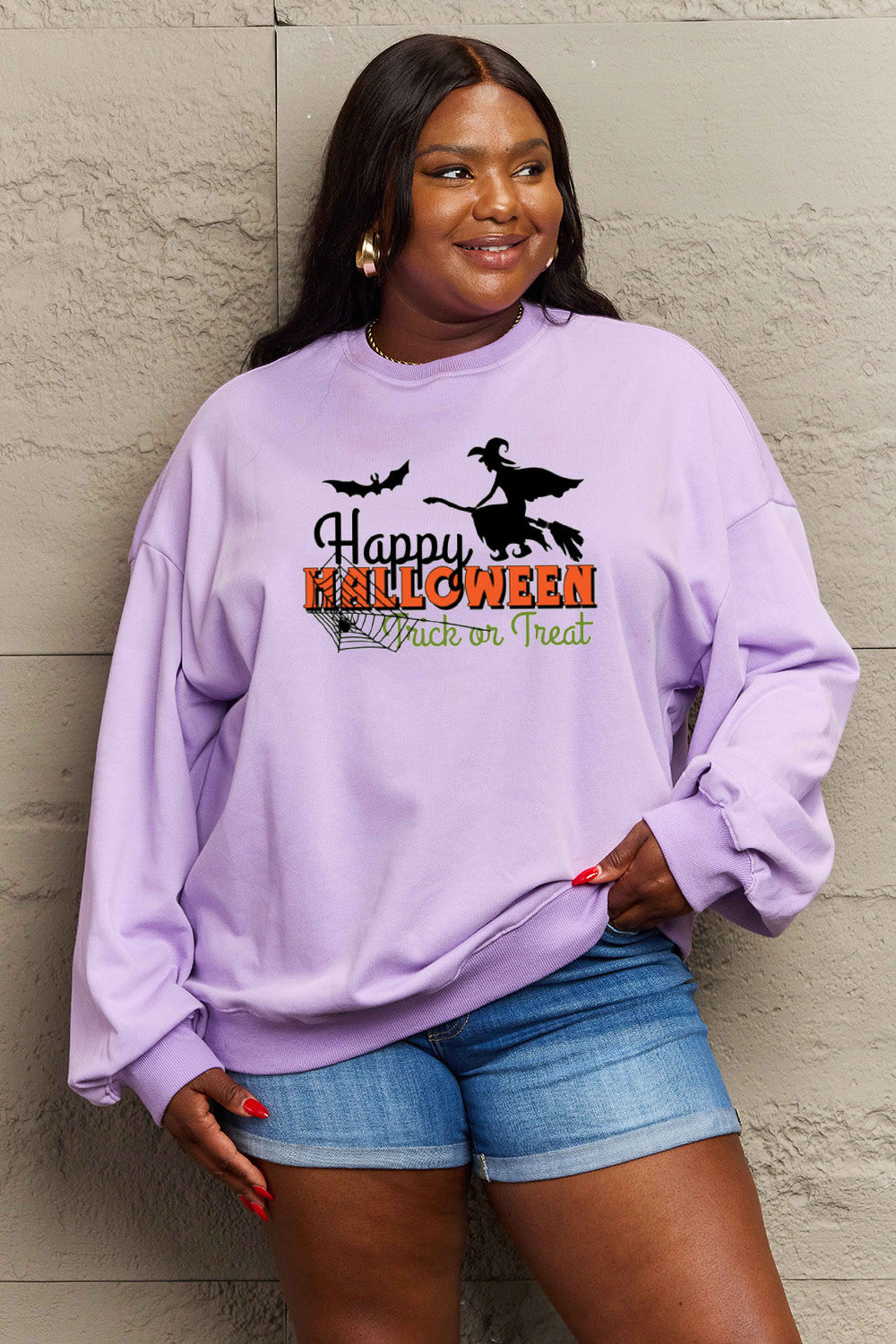 Simply Love Sweat-shirt graphique HAPPY HALLOWEEN TRICK OR TREAT pleine grandeur