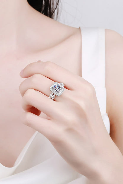 Je ne peux pas arrêter votre brillance, bague moissanite 2 carats