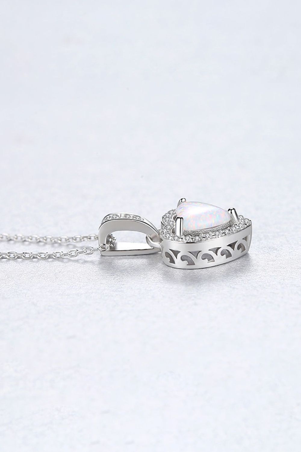 Collier avec pendentif coeur opale en argent sterling 925