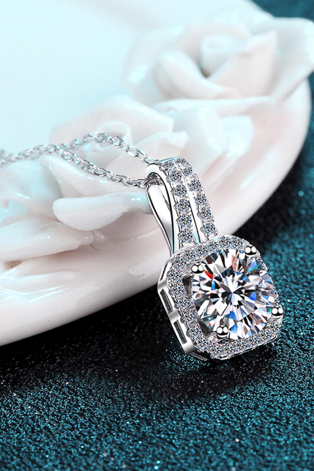 Collier moissanite 1 carat